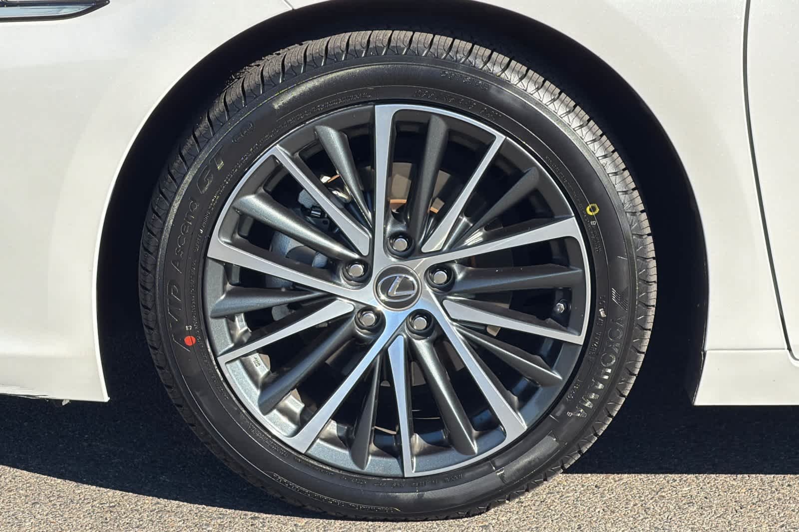 Certified Used 2025 Eminent White Pearl Lexus  image 30