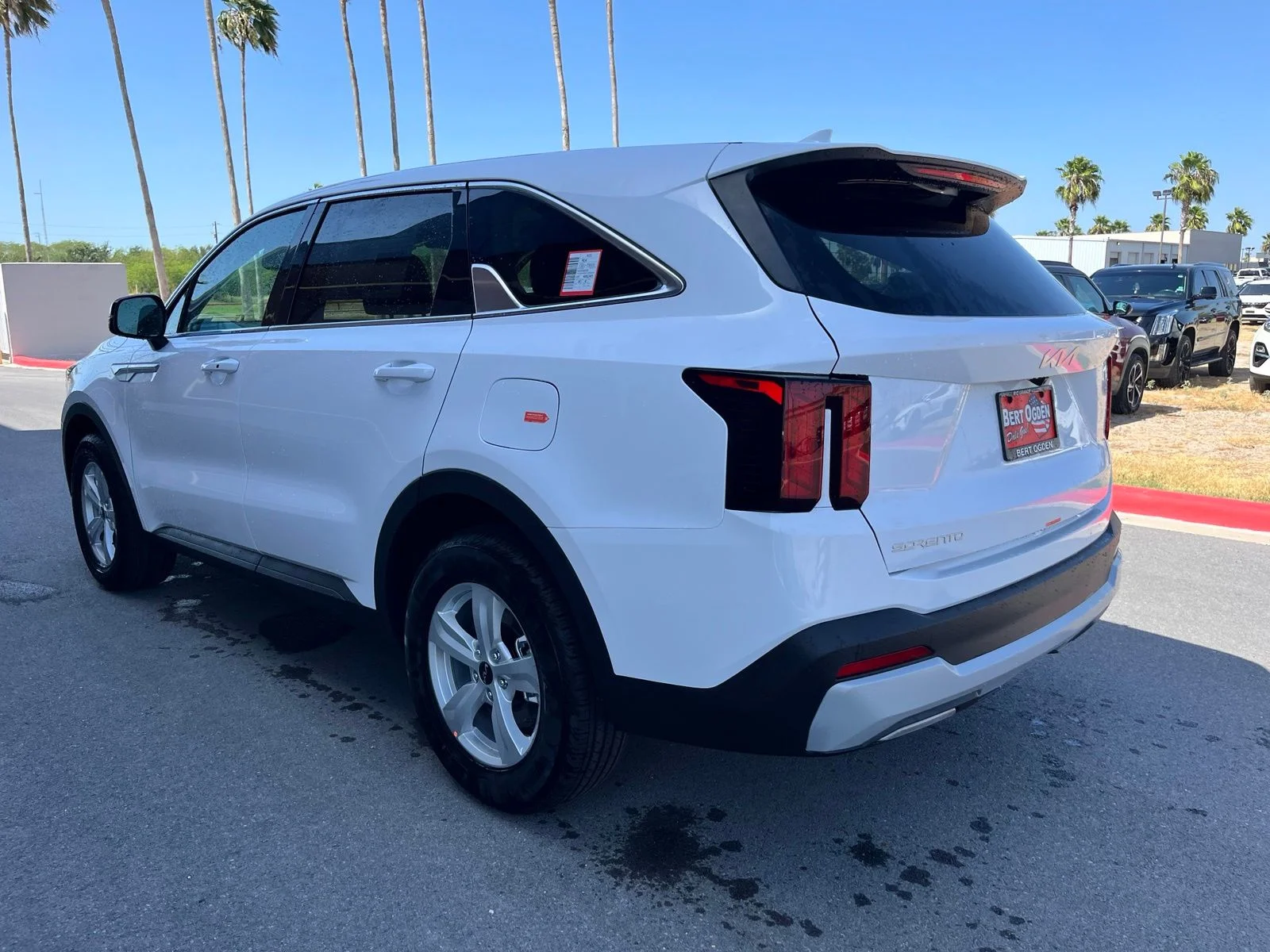 New 2026 White Kia LX image 4