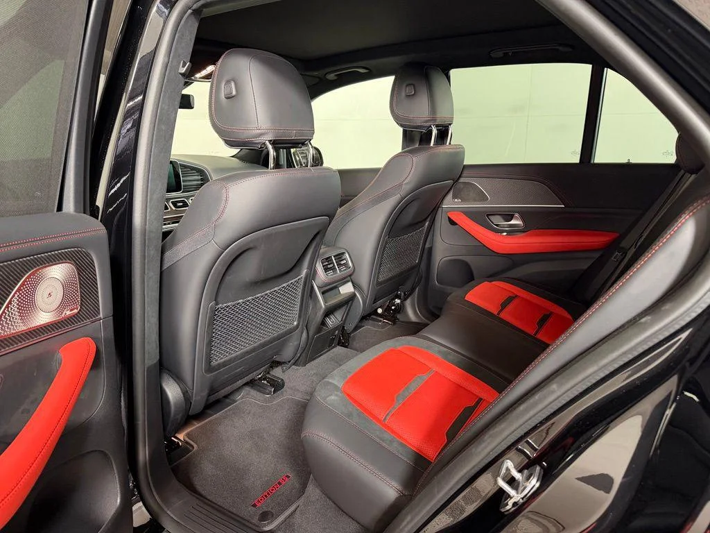 Used 2023 Obsidian Black Metallic Mercedes-Benz S 4MATIC® image 12