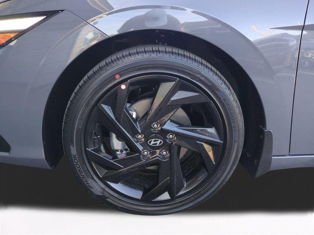 New 2026 Gray Hyundai SEL Sport Premium image 11