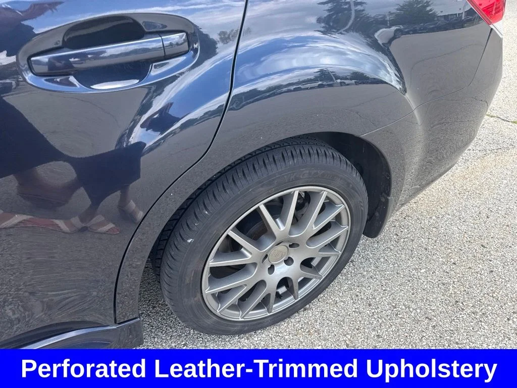 Used 2012  Subaru 2.5i image 12