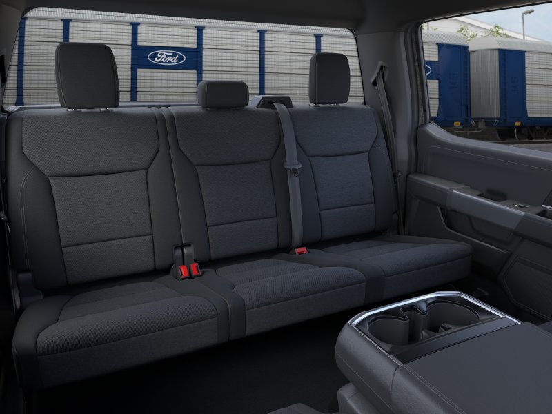 New 2026 Carbonized Gray Metallic Ford XLT image 24
