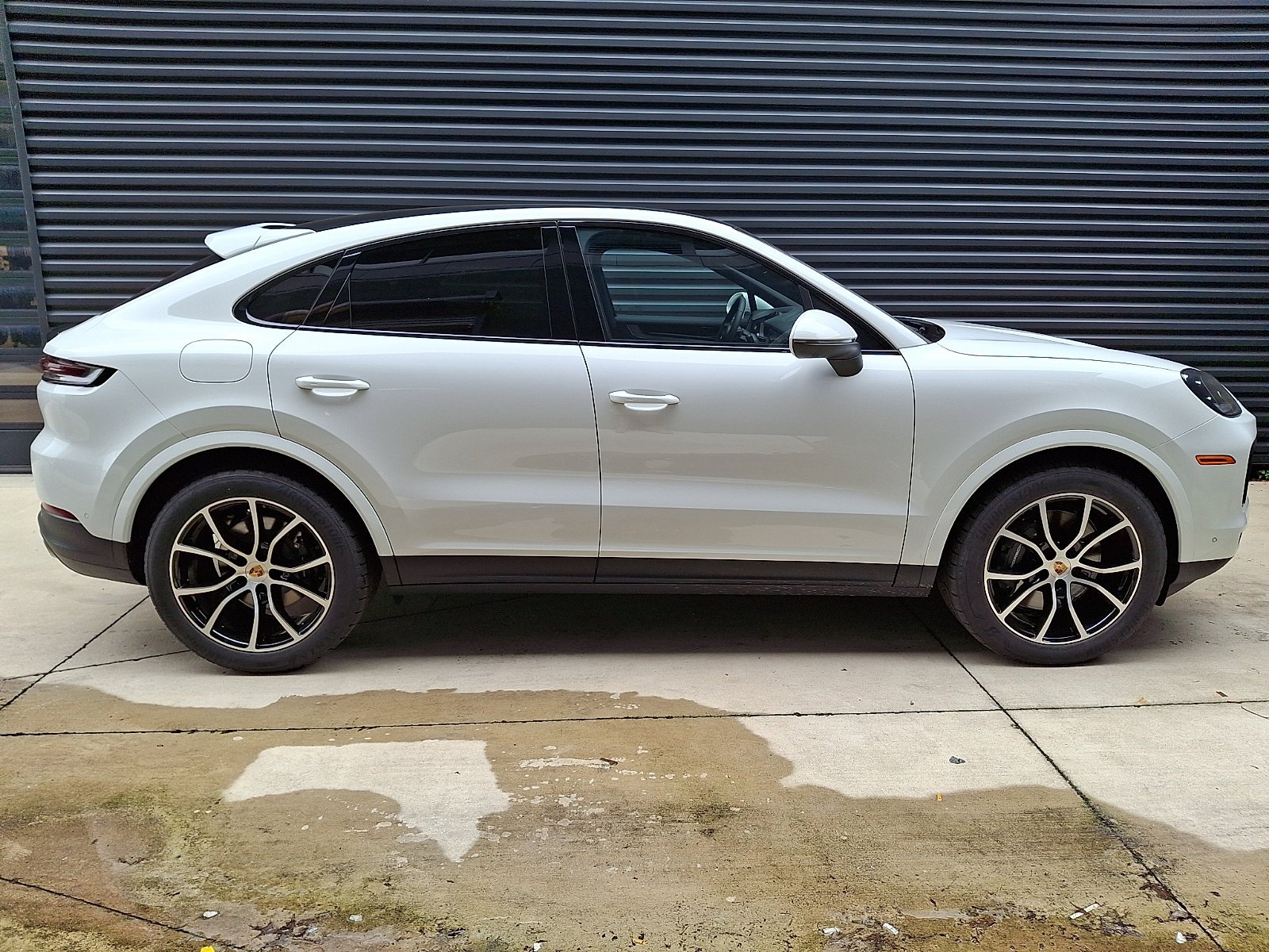 New 2026 White Porsche Coupe image 8