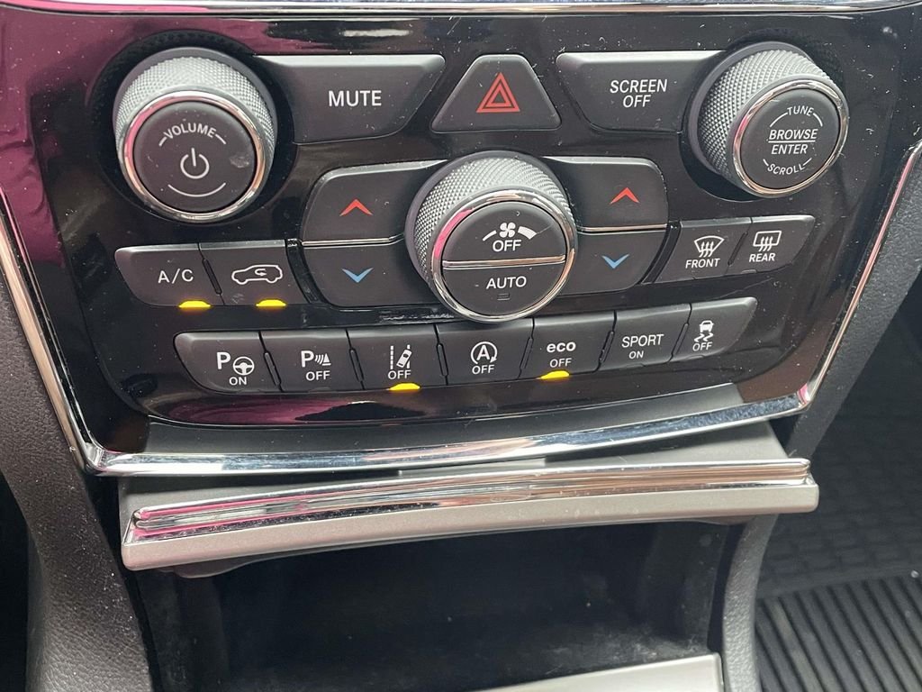 2020 Jeep Grand Cherokee Overland - Photo 26
