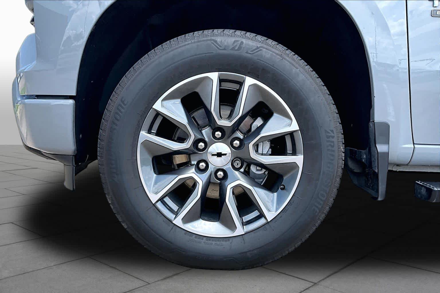 Used 2025 Slate Gray Metallic Chevrolet RST image 11