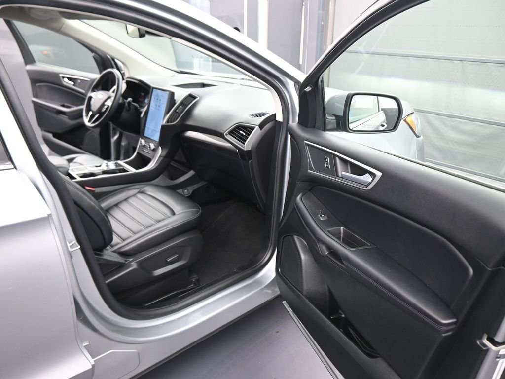 2023 Ford Edge SEL - Photo 44