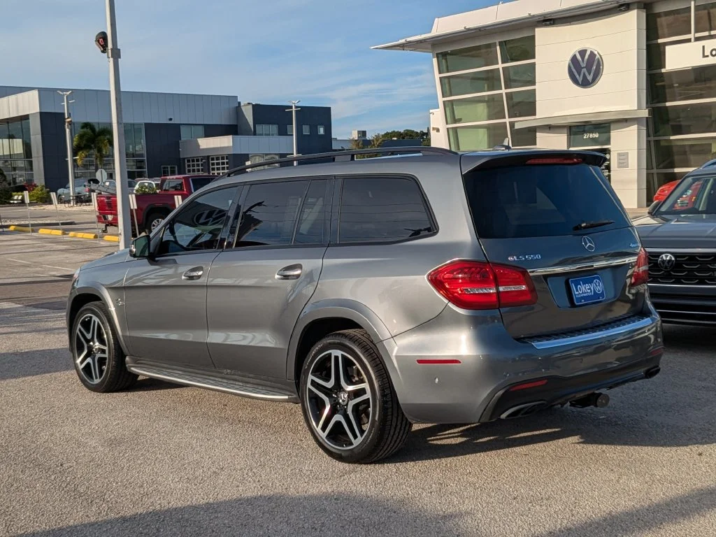 Used 2018  Mercedes-Benz GLS 550 image 4