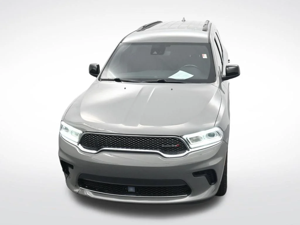 Used 2023 Gray Dodge SXT image 22