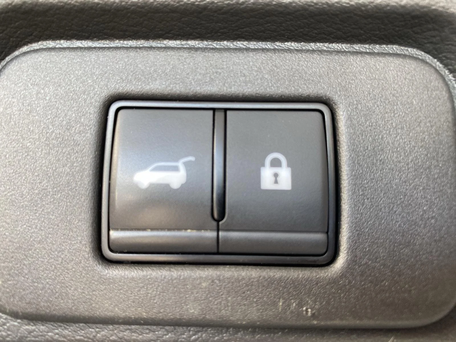 Used 2023 Brilliant Silver Metallic Nissan SV image 8