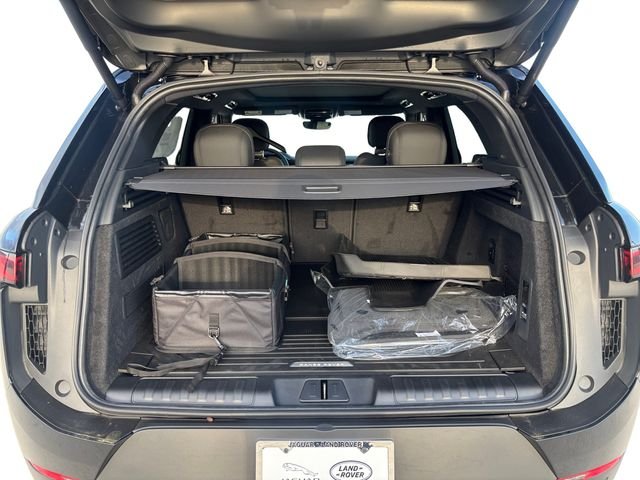 New 2026 Santorini Black Land Rover SE image 18