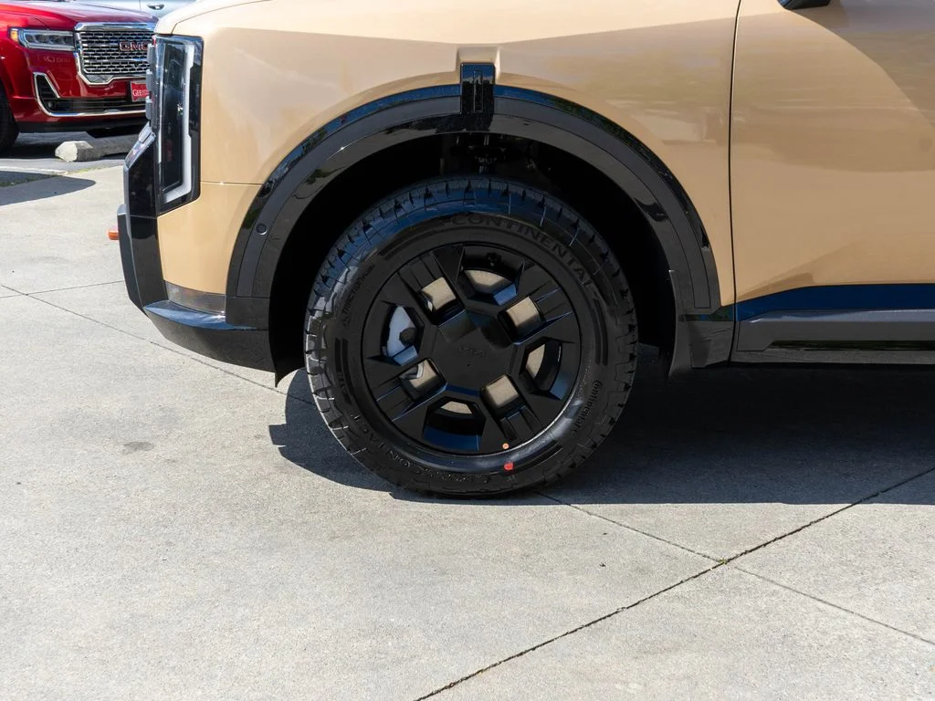 New 2027 Terrain Brown Kia X-Pro SX Prestige image 34