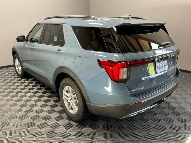 New 2027 Vapor Blue Metallic Ford Active image 9