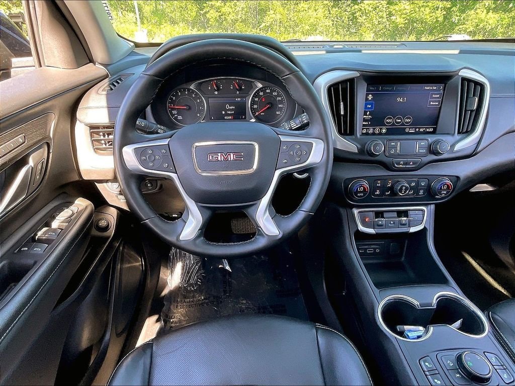 Used 2024 Black GMC SLT image 16
