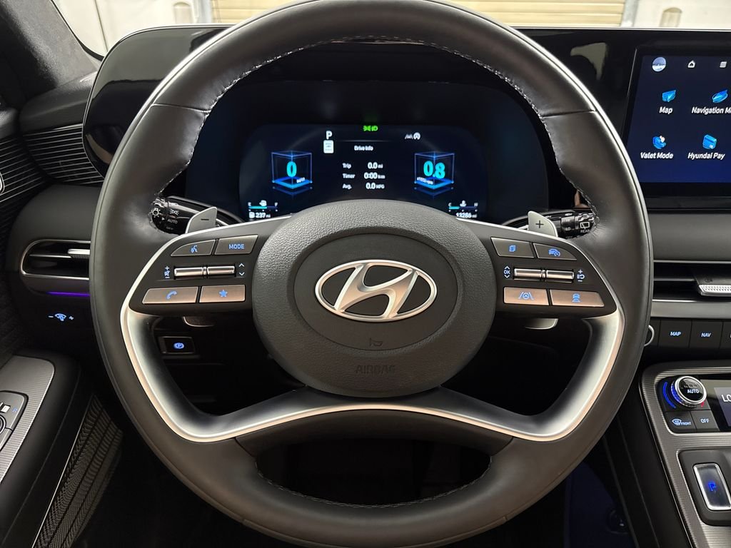 Certified Used 2025 Green Hyundai Calligraphy image 16