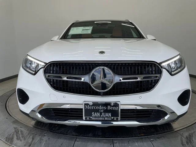 New 2027 White Mercedes-Benz GLC 300 image 13