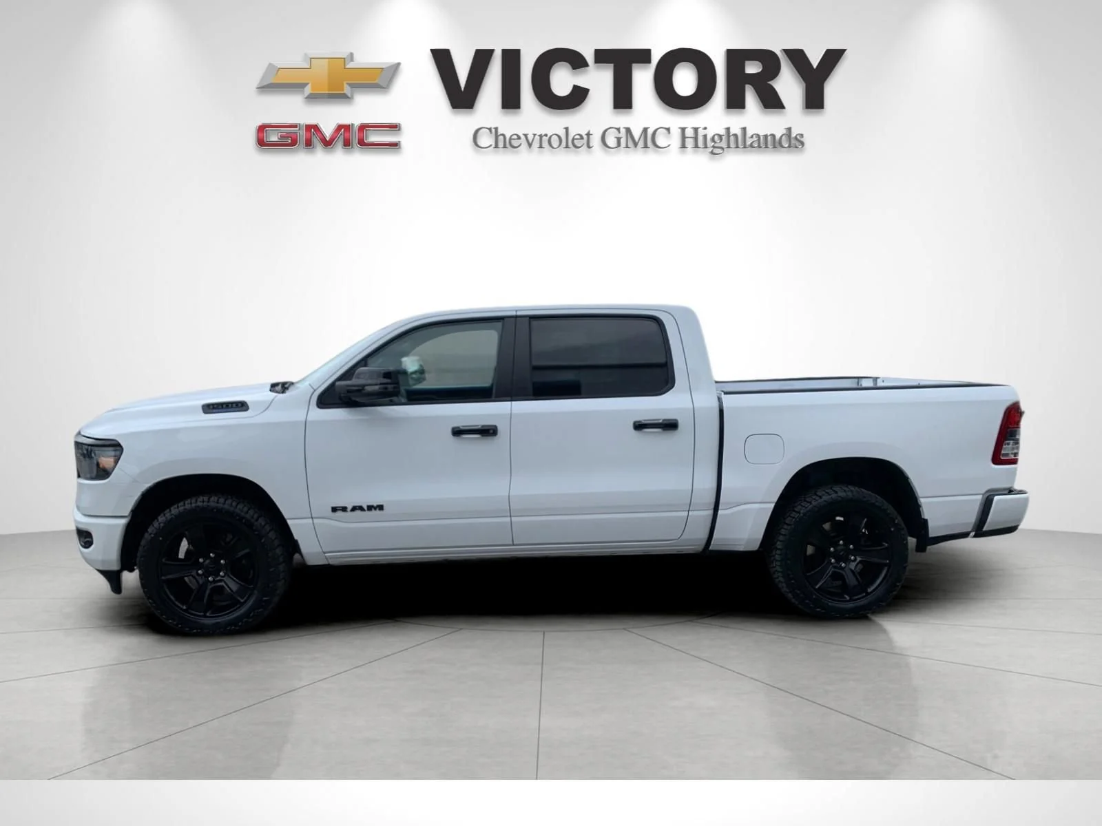 Used 2023 Bright White Cl Ram Big Horn image 6