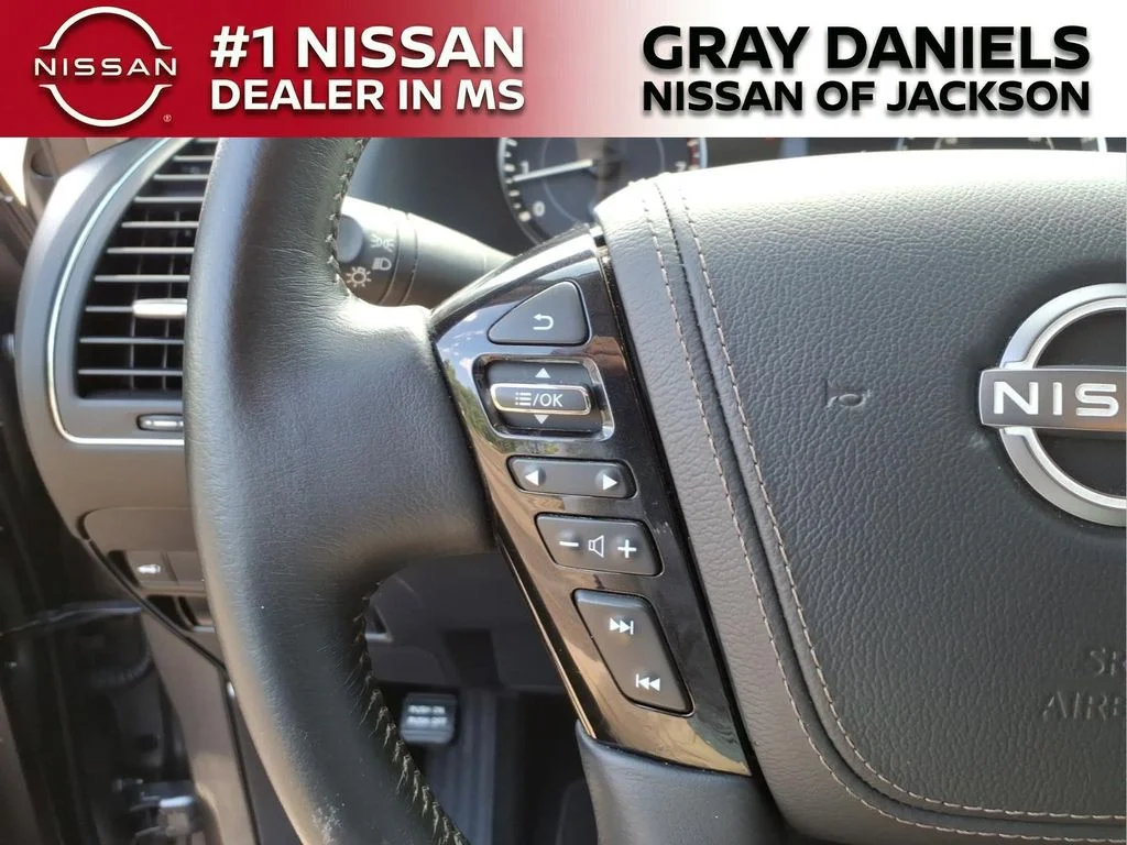 Used 2023 Gray Nissan Platinum image 14
