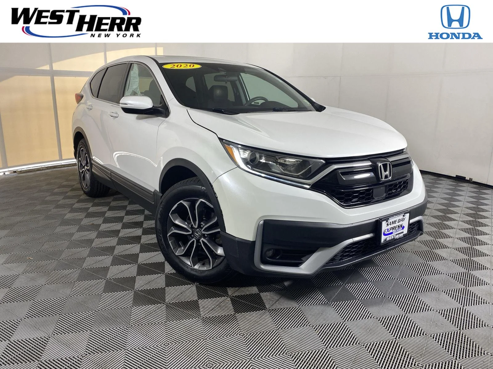 Used 2020 Platinum White Pearl Honda EX image 1