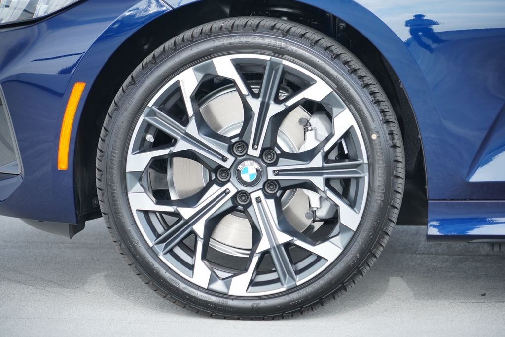 New 2026 Tanzanite Blue II Metallic BMW 330i image 5