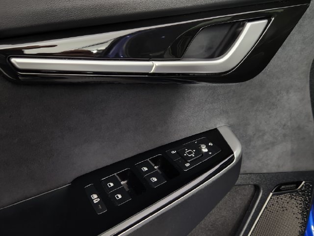 2023 Kia EV6 GT - Photo 12