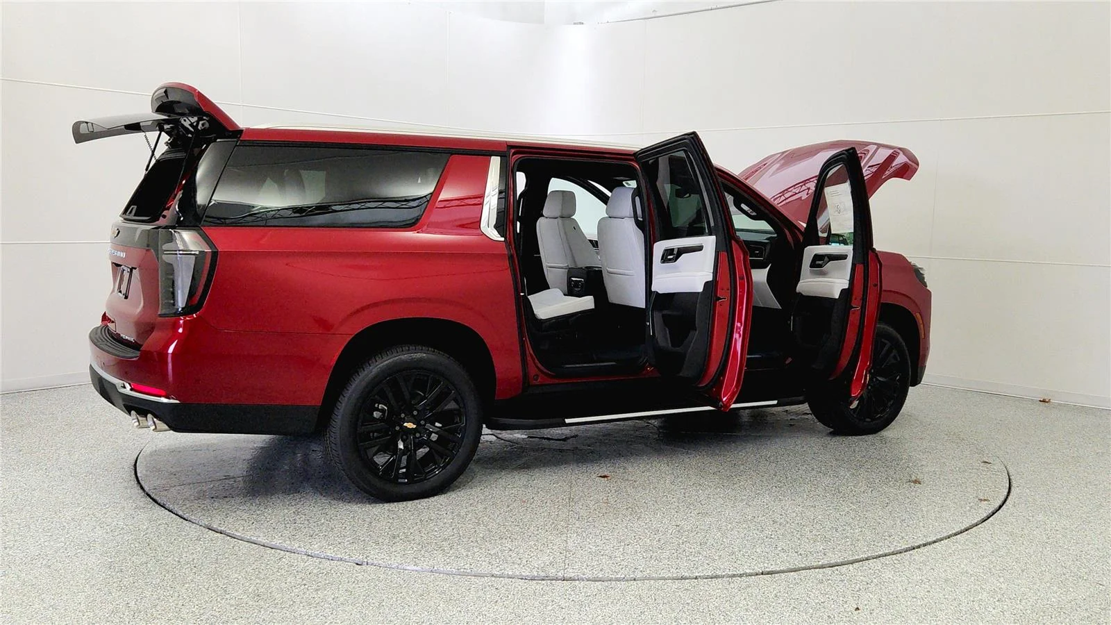 2026 Chevrolet Suburban Premier - Photo 12