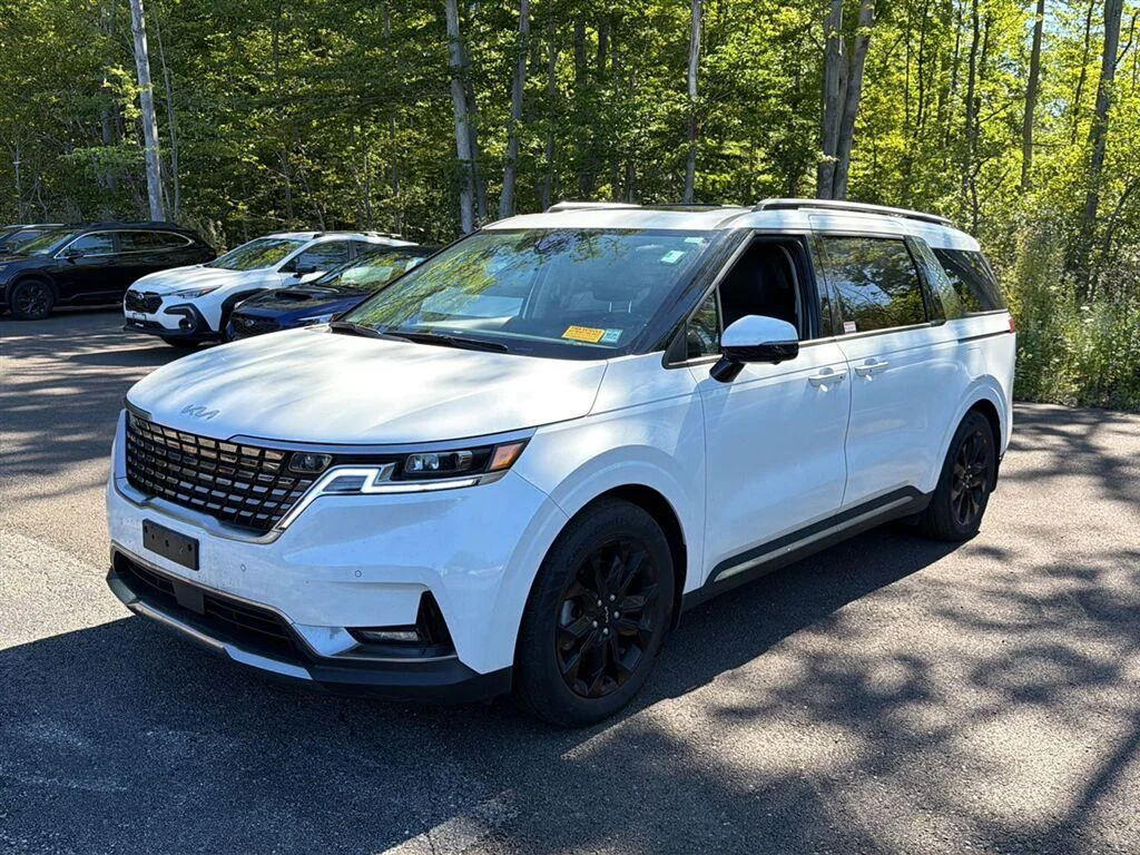 Used 2024 Snow White Pearl Kia SX Prestige image 12