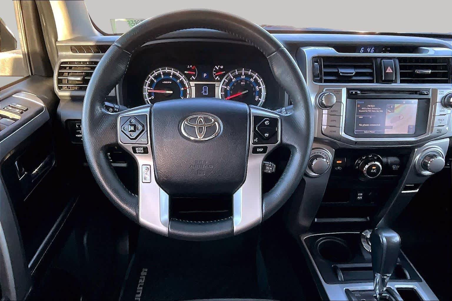 Used 2016 Magnetic Gray Metallic Toyota SR5 Premium image 5