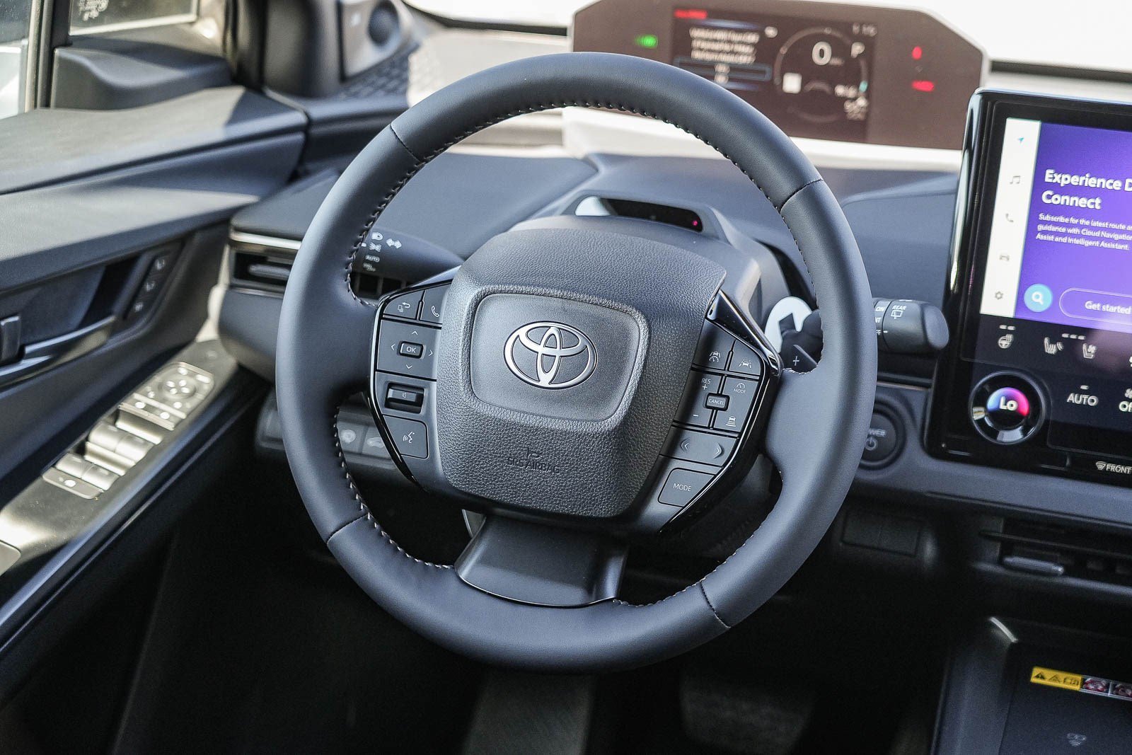 2026 Toyota bZ Woodland Woodland Premium - Photo 17
