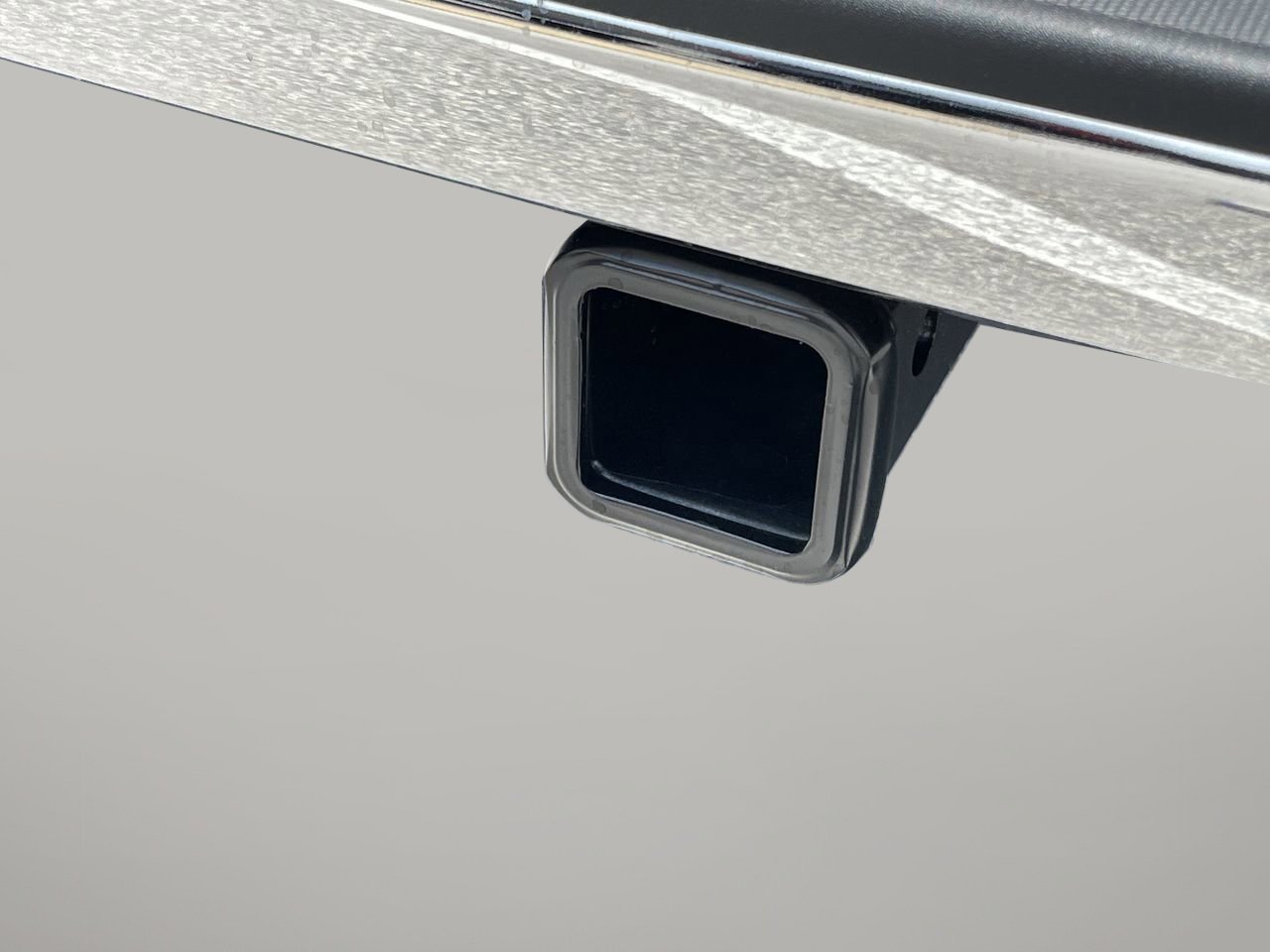 New 2026 Agate Black Metallic Ford XLT image 10