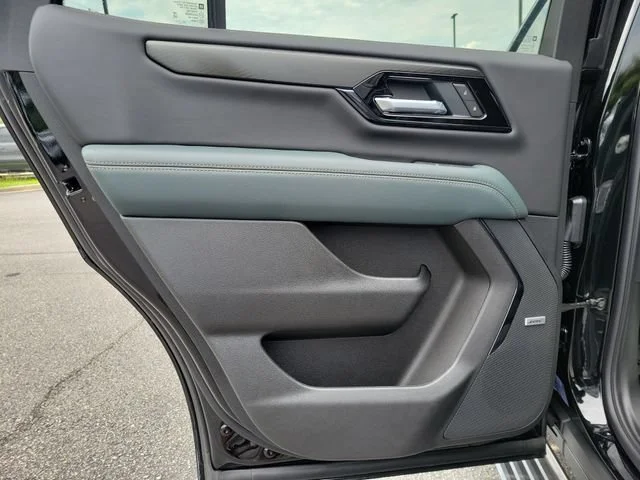 New 2026 Onyx Black GMC AT4 image 27