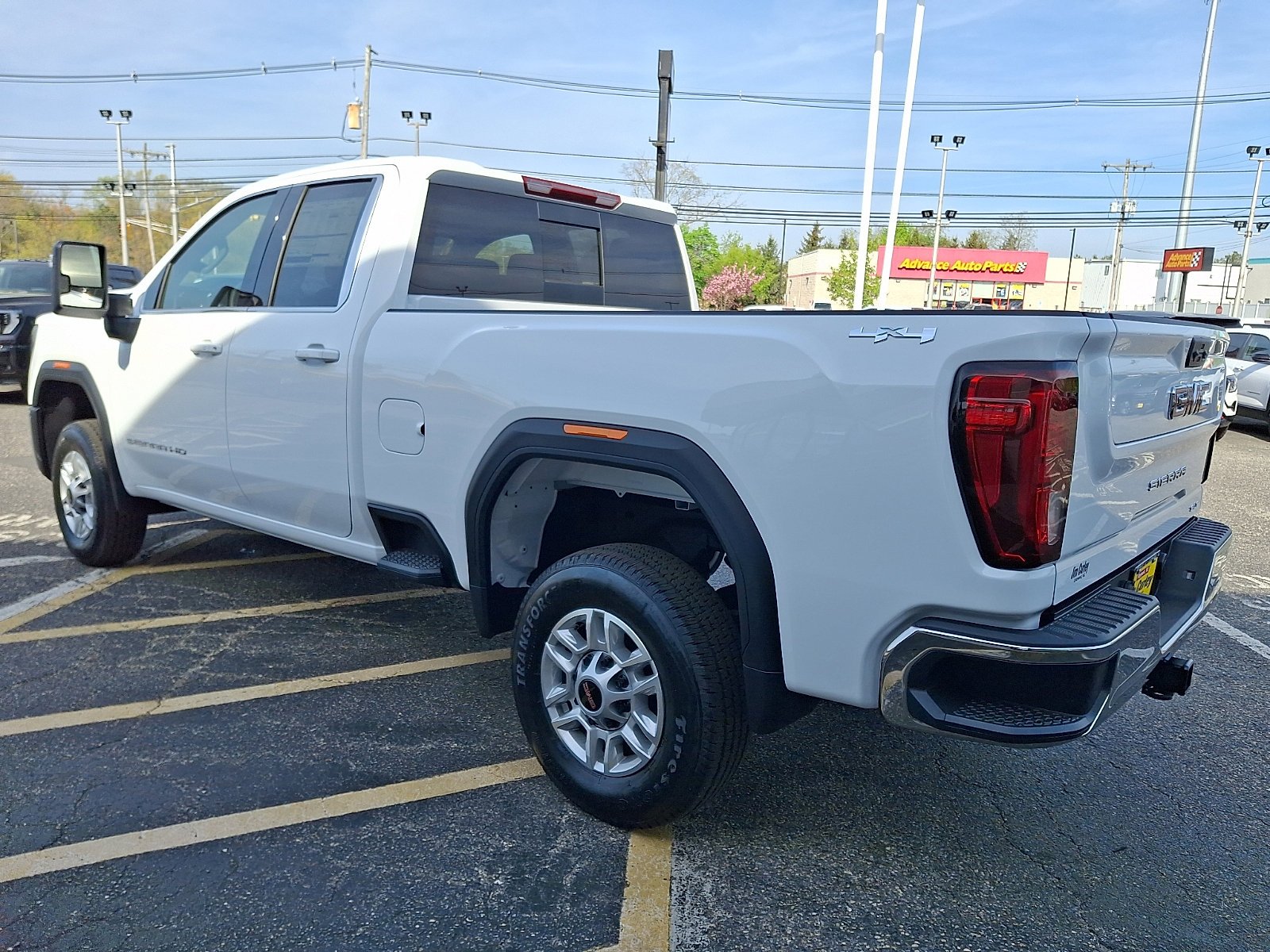 2026 GMC Sierra 2500HD SLE - Photo 3