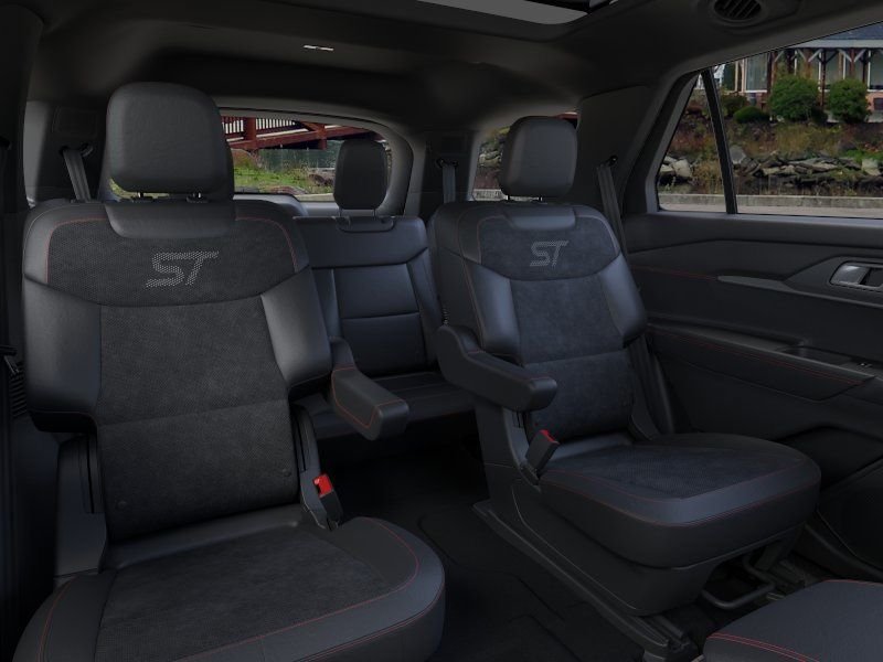 2026 Ford Explorer ST - Photo 13