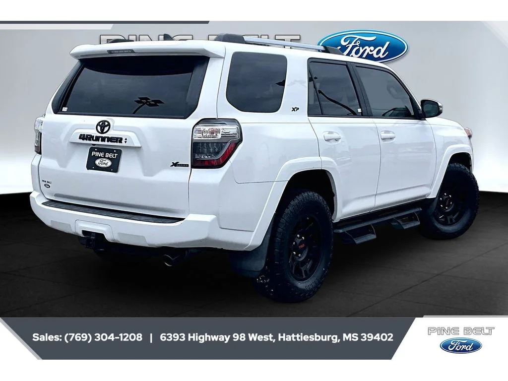 2020 Toyota 4Runner SR5 Premium - Photo 11