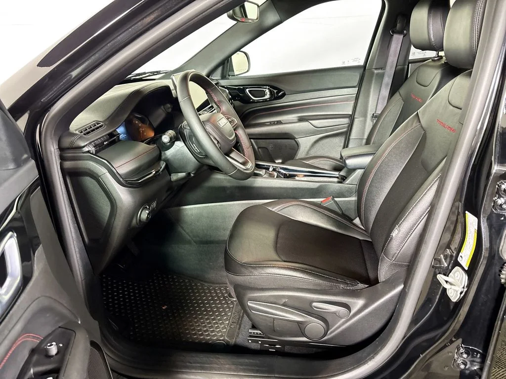 Used 2024 Black Jeep Trailhawk image 11
