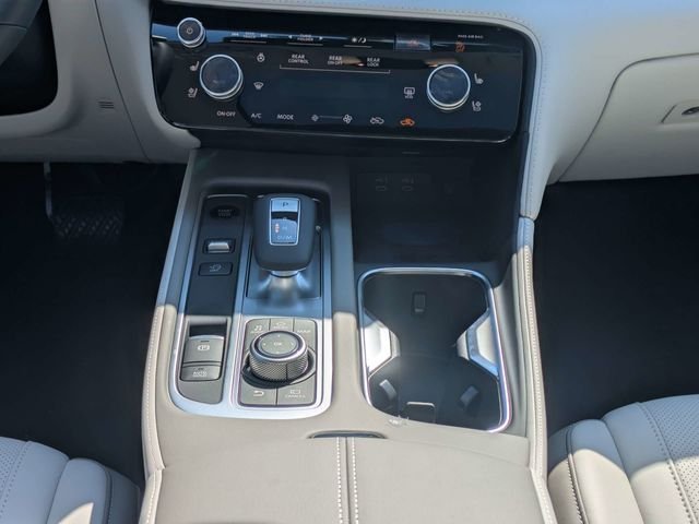 New 2027 HARBOR GRAY INFINITI Luxe FWD image 20