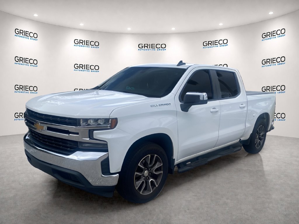 Used 2020 White Chevrolet LT image 4