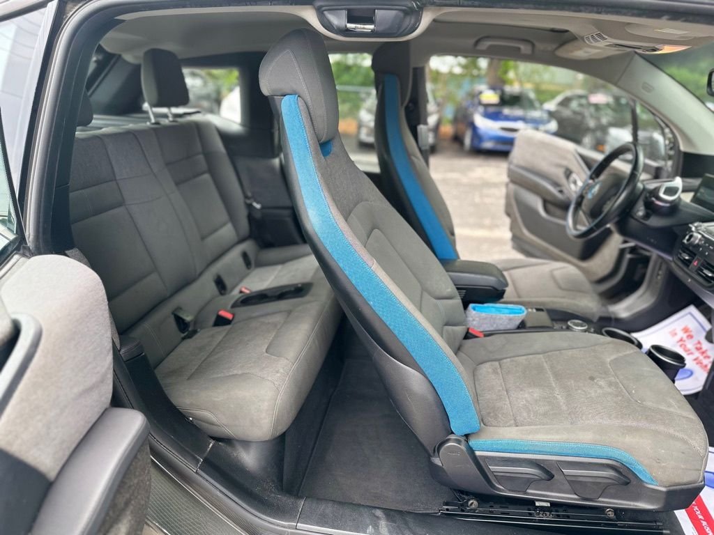2016 BMW i3 - Photo 18