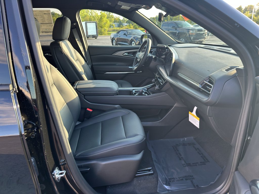 2027 Chevrolet Traverse LT - Photo 29