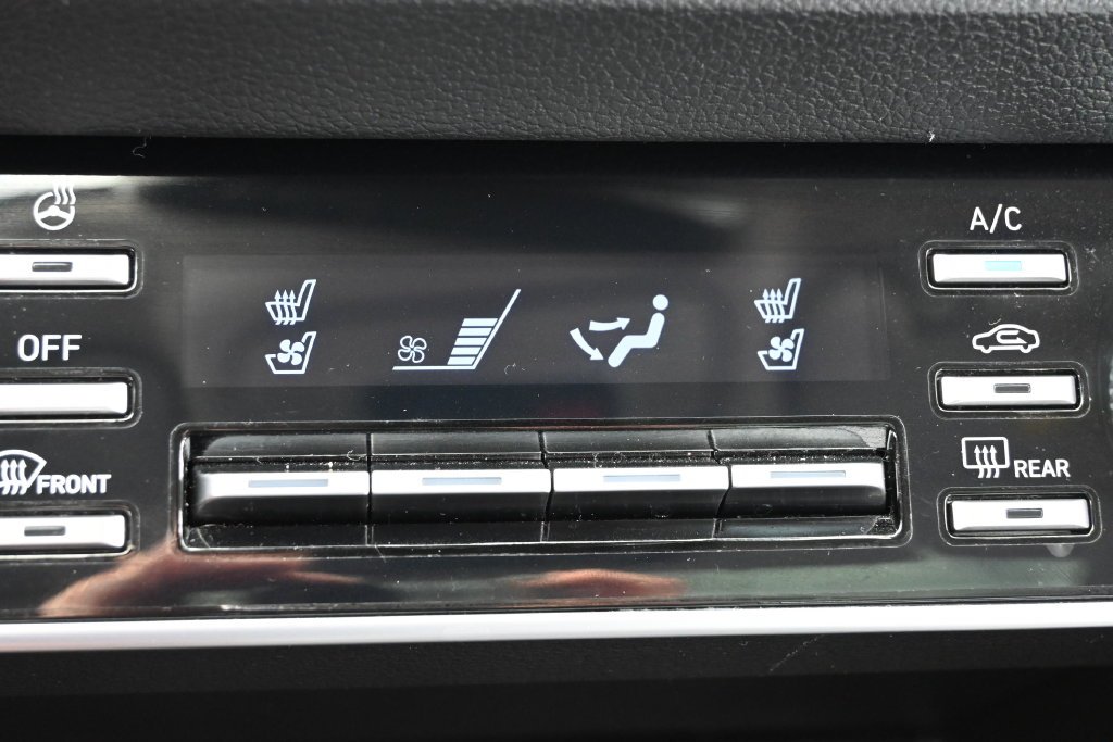 Used 2023 Red Hyundai Limited image 38