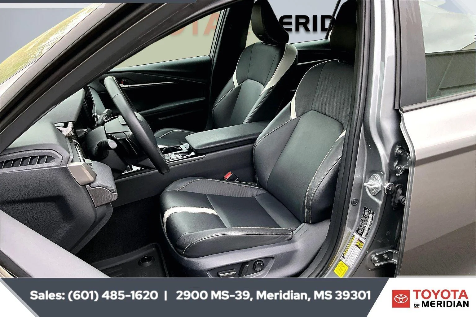 Used 2025 Heavy Metal Toyota LE image 17