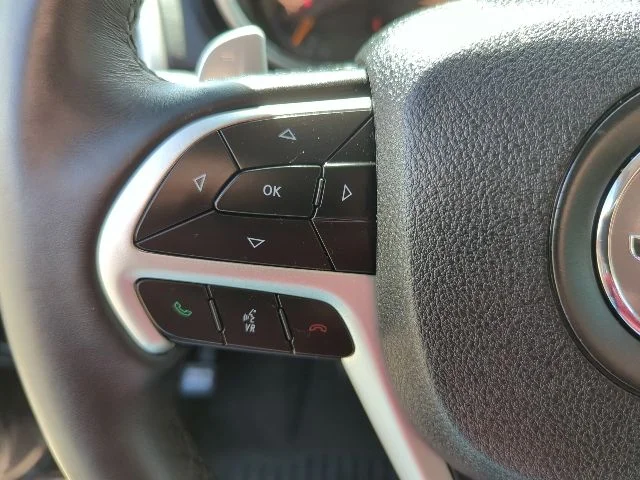 Used 2018 Black Jeep Summit image 12