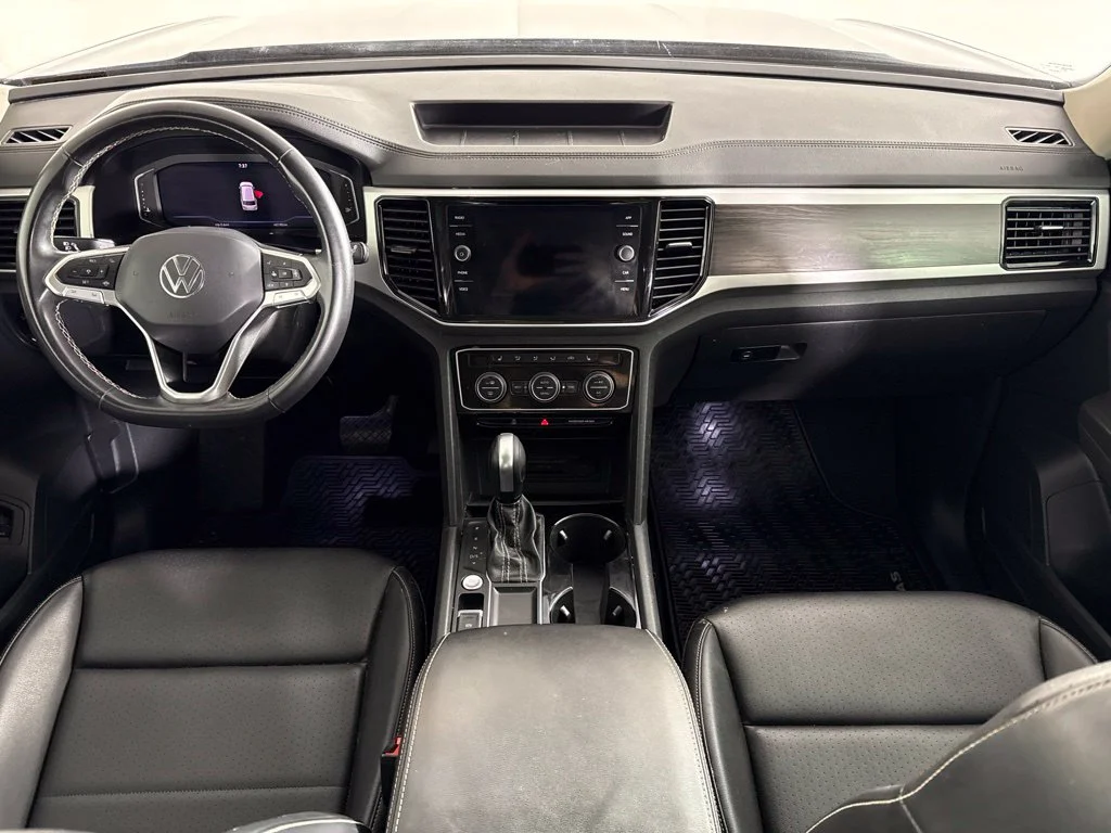 Used 2023 Gray Volkswagen 3.6L V6 SE w/Technology image 15