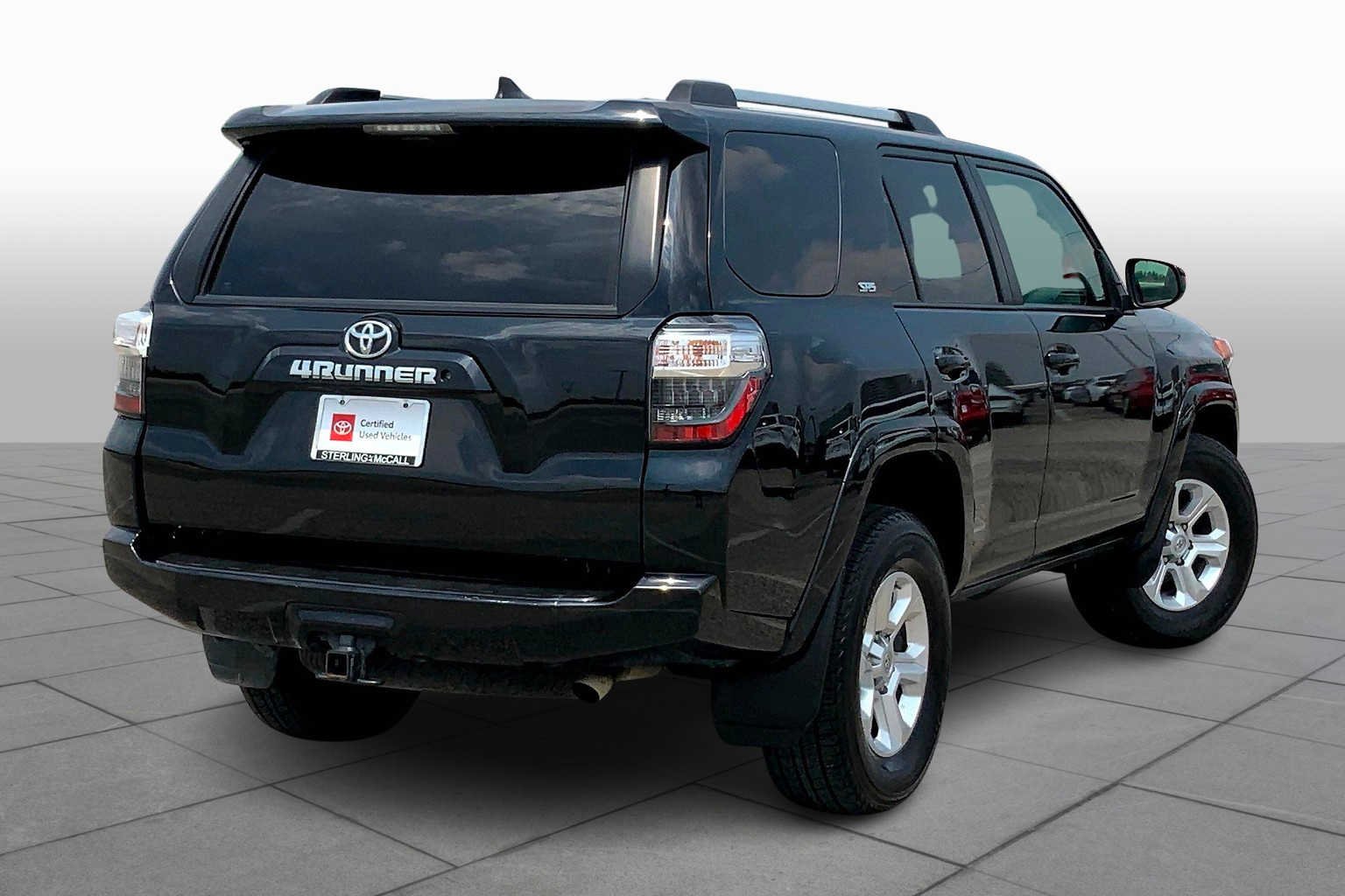 Used 2021 Midnight Black Metallic Toyota SR5 image 12