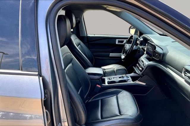 Used 2022 Gray Ford XLT image 7
