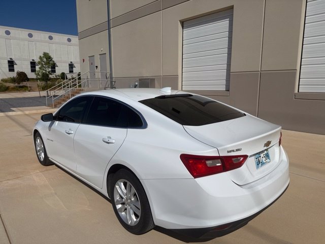 Used 2018 White Chevrolet LT image 7