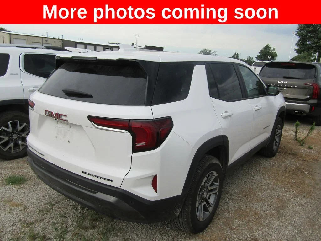 Used 2025 White GMC Elevation image 5