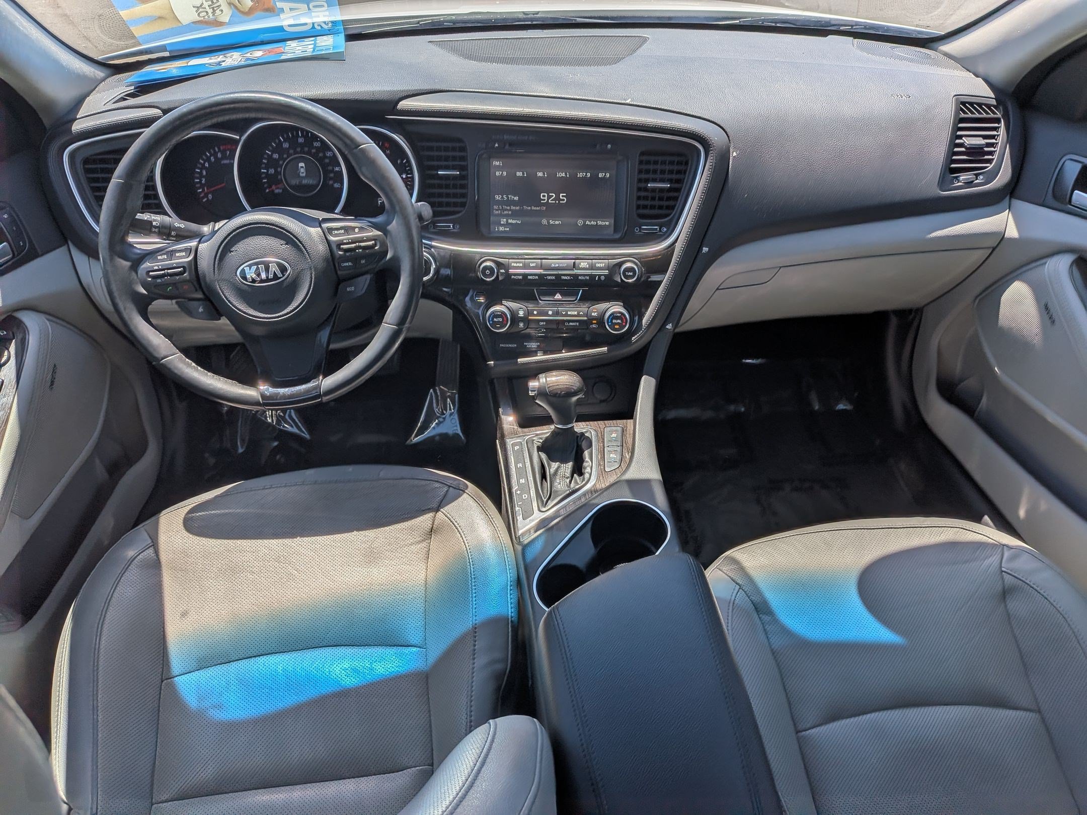 Used 2014 Snow White Pearl Kia EX image 24