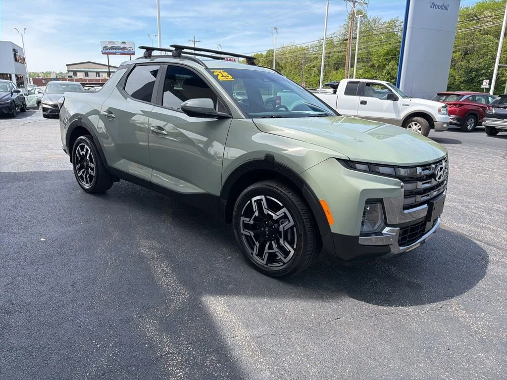 Used 2025 Sage Gray Hyundai Limited image 7