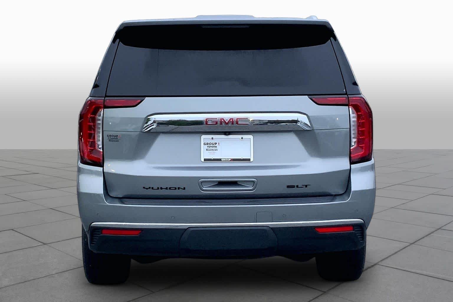Used 2023 Sterling Metallic GMC SLT image 5