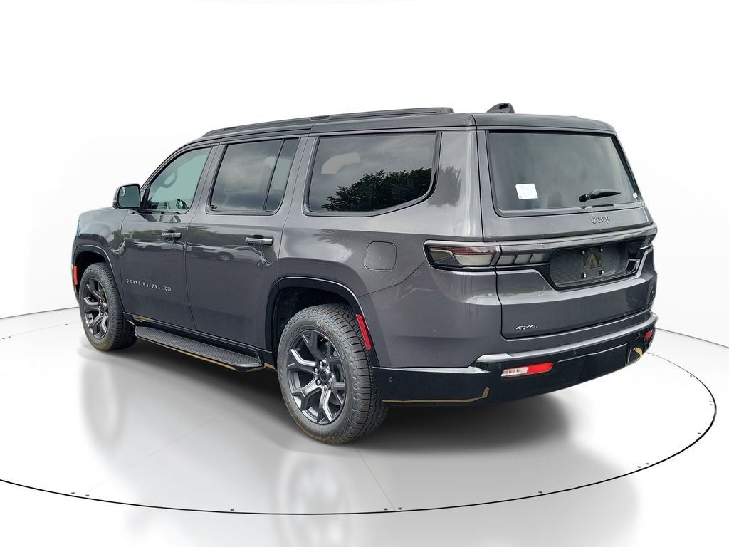 New 2026 Baltic-Gray Metallic Clear-Coat Exterior Paint Jeep Upland image 3